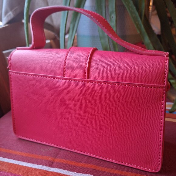 Hot pink Kendal and Kylie mini bag - Picture 4 of 5